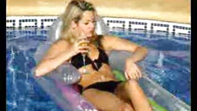 巨乳の雌犬と自然の中でクソ イケメン av
